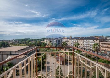 Balcone - Appartamento Viale Autonomia
 
47, Caltagirone - foto 19