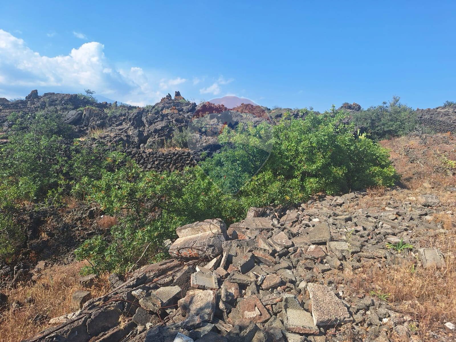 Vista delle montagne - Terreno agricolo Via Papa Giovanni Paolo II
 
65, Belpasso - foto 3