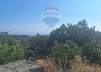 Vista delle montagne - Terreno agricolo Via Papa Giovanni Paolo II
 
65, Belpasso - foto 1