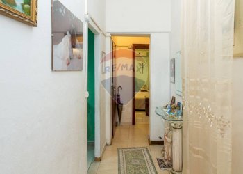 Hall / corridoio - Casa indipendente Via Bastione San Giovanni
 
39, Catania - foto 10