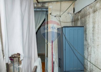 Dettagli - Casa indipendente Via Bastione San Giovanni
 
39, Catania - foto 23