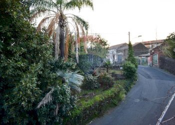 Edificio all\'aperto - Casa indipendente via sottotenente  barbagallo
 
14, Acireale - foto 1