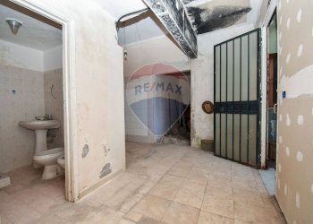 Hall / corridoio - Casa indipendente via sottotenente  barbagallo
 
14, Acireale - foto 9