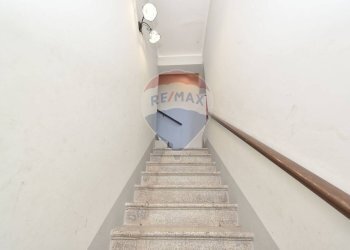 Scale - Casa semi indipendente Via Cavour
 
41, Sant'Alfio - foto 2