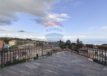 Terrazza - Casa semi indipendente Via Cavour
 
41, Sant'Alfio - foto 3