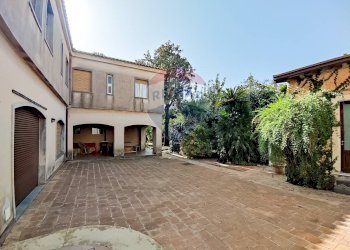 Casa all\'aperto - Stabile - Palazzo Via Paracquara
1-2-3, Zafferana Etnea - foto 15