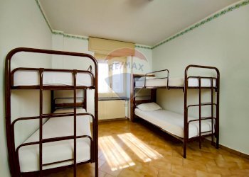 Camera / camera da letto - Stabile - Palazzo Via Paracquara
1-2-3, Zafferana Etnea - foto 34