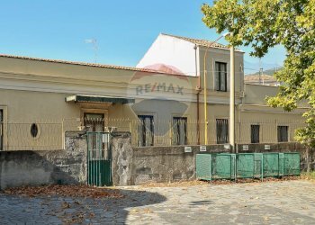 Casa all\'aperto - Stabile - Palazzo Via Paracquara
1-2-3, Zafferana Etnea - foto 51