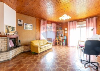 Sala da pranzo - Villa C/da Cannarozzo
 
s.n., Piazza Armerina - foto 12