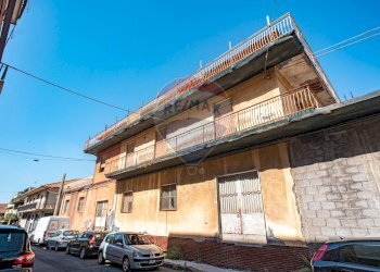 Edificio all\'aperto - Appartamento VIA VASCO PRATOLINI, Belpasso - foto 5