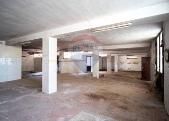 Parcheggio - Appartamento VIA VASCO PRATOLINI, Belpasso - foto 8