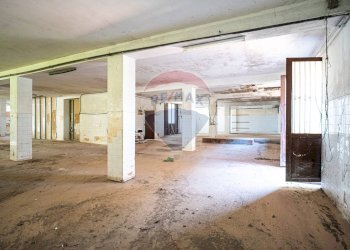 Parcheggio - Appartamento VIA VASCO PRATOLINI, Belpasso - foto 10