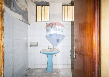 Bagno - Appartamento VIA VASCO PRATOLINI, Belpasso - foto 15