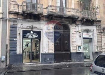 Edificio all\'aperto - Quadrilocale Via Umberto
 
220, Catania - foto 1