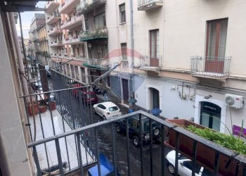 Balcone - Quadrilocale Via Umberto
 
220, Catania - foto 14