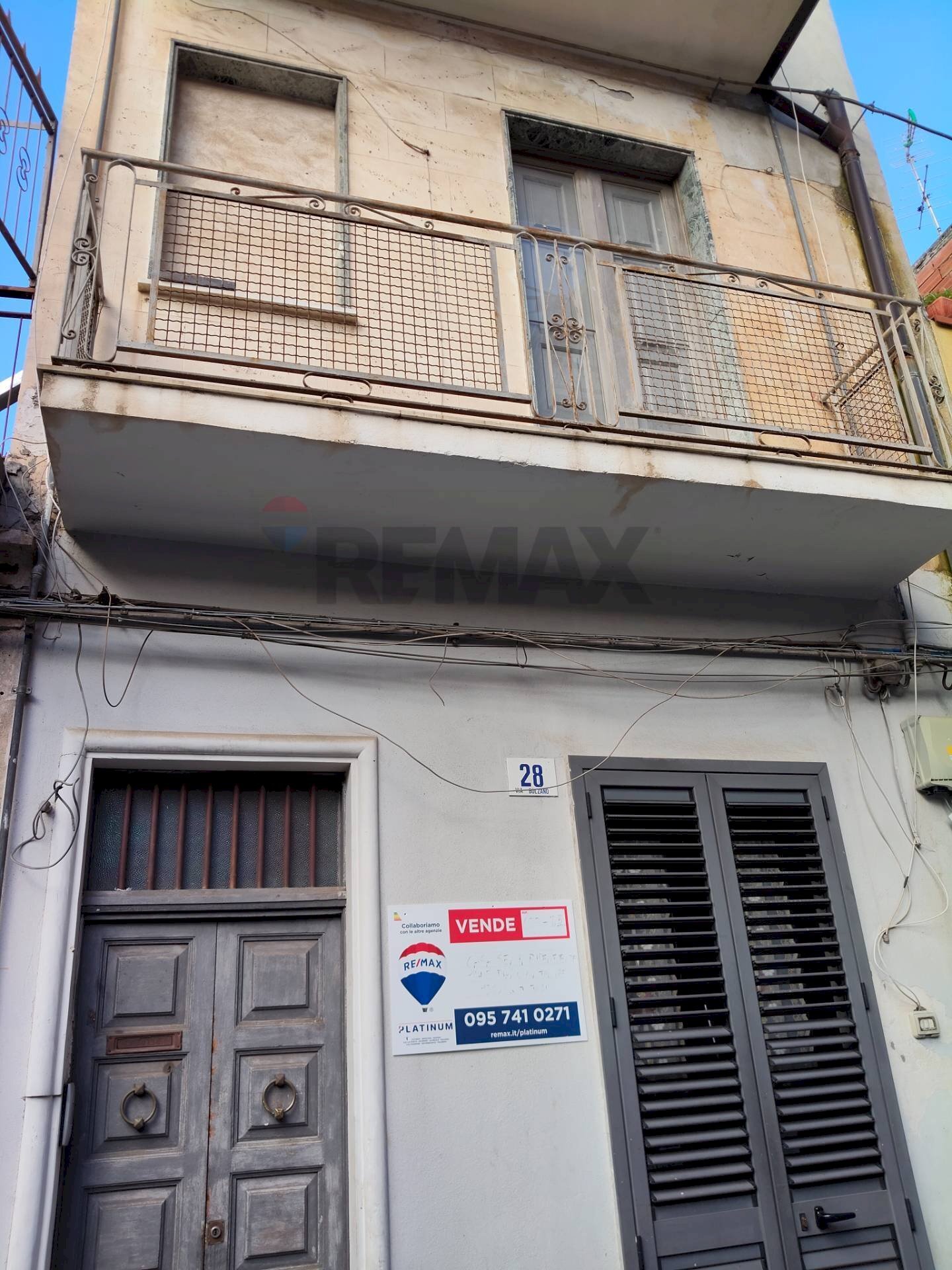 Edificio all\'aperto - Casa semi indipendente Via bolzano
 
28, Paterno - foto 1