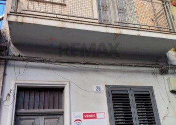 Edificio all\'aperto - Casa semi indipendente Via bolzano
 
28, Paterno - foto 1