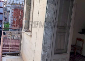 Balcone - Casa semi indipendente Via bolzano
 
28, Paterno - foto 8