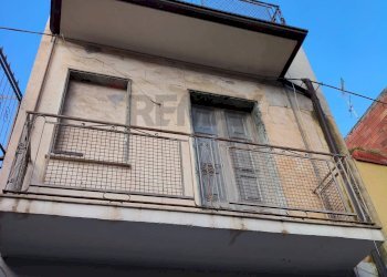 Edificio all\'aperto - Casa semi indipendente Via bolzano
 
28, Paterno - foto 31