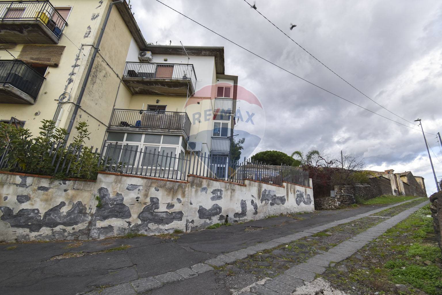 Edificio all\'aperto - Quadrilocale Via De Nicola
 
9, Belpasso - foto 3