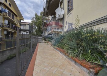 Edificio all\'aperto - Quadrilocale Via De Nicola
 
9, Belpasso - foto 6