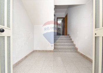 Scale - Quadrilocale Via De Nicola
 
9, Belpasso - foto 8