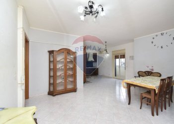 Sala da pranzo - Quadrilocale Via De Nicola
 
9, Belpasso - foto 15