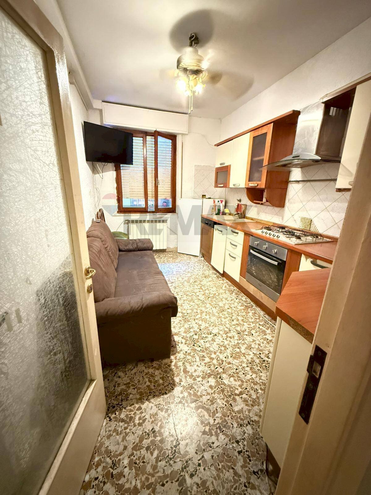 Cucina - Trilocale via Arnolfo di Cambio
 
51, Empoli - foto 2