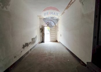 Parcheggio - Casa semi indipendente piazza guglielmo marconi
 
12, Roggiano Gravina - foto 5