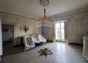 Stanza vuota - Casa semi indipendente piazza guglielmo marconi
 
12, Roggiano Gravina - foto 18