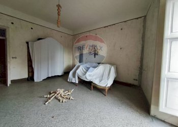 Camera / camera da letto - Casa semi indipendente piazza guglielmo marconi
 
12, Roggiano Gravina - foto 19