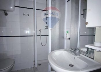 Bagno - Casa semi indipendente piazza guglielmo marconi
 
12, Roggiano Gravina - foto 27