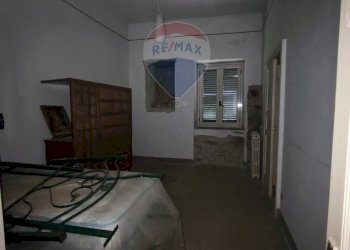 Camera / camera da letto - Casa semi indipendente piazza guglielmo marconi
 
12, Roggiano Gravina - foto 28