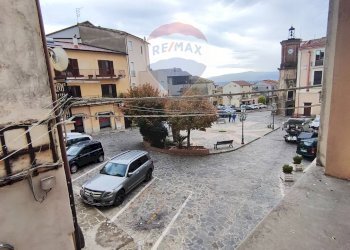 Edificio all\'aperto - Casa semi indipendente piazza guglielmo marconi
 
12, Roggiano Gravina - foto 32