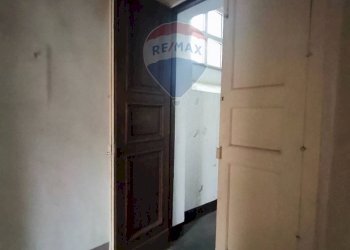 Hall / corridoio - Casa semi indipendente piazza guglielmo marconi
 
12, Roggiano Gravina - foto 42