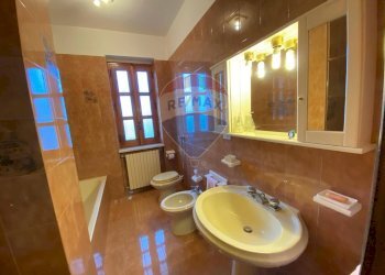 Bagno - Casa semi indipendente via croce
 
12, Cerzeto - foto 20