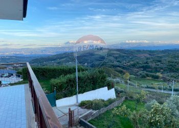 Balcone - Casa semi indipendente via croce
 
12, Cerzeto - foto 23