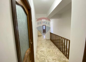 Hall / corridoio - Casa semi indipendente via croce
 
12, Cerzeto - foto 35