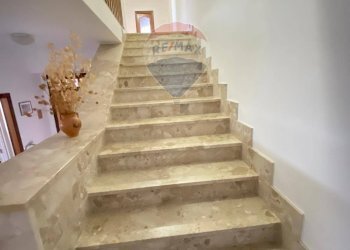 Scale - Casa semi indipendente via croce
 
12, Cerzeto - foto 51