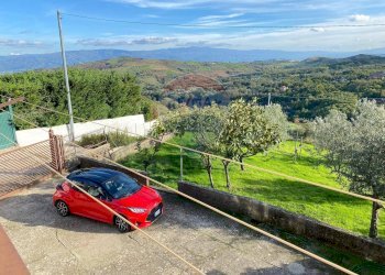 Vista delle montagne - Casa semi indipendente via croce
 
12, Cerzeto - foto 65