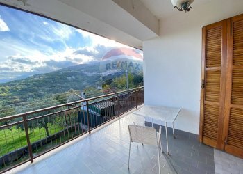 Balcone - Casa semi indipendente via croce
 
12, Cerzeto - foto 73