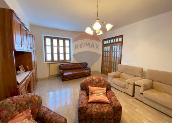 Soggiorno - Casa semi indipendente via croce
 
12, Cerzeto - foto 77