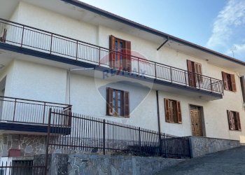 Edificio all\'aperto - Casa semi indipendente via croce
 
12, Cerzeto - foto 91