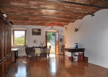 Sala da pranzo - Casa indipendente Via Tortori
 
1, Montespertoli - foto 9