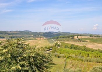 Vista delle montagne - Casa indipendente Via Tortori
 
1, Montespertoli - foto 33