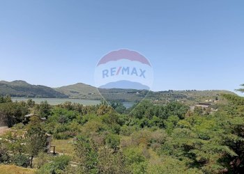 Vista delle montagne - Villa S.S. 561 C.da Lago - Parasporino
 
snc, Enna - foto 2