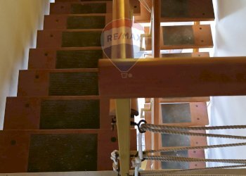 Scale - Villa S.S. 561 C.da Lago - Parasporino
 
snc, Enna - foto 13