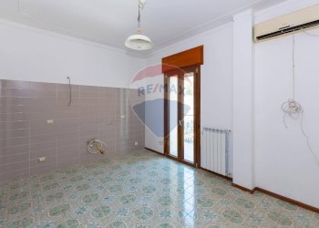 Stanza vuota - Appartamento VIA NOVALUCE
 
73, Tremestieri Etneo - foto 12