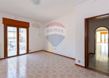 Stanza vuota - Appartamento VIA NOVALUCE
 
73, Tremestieri Etneo - foto 7