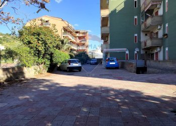 Edificio all\'aperto - Bilocale Via Piccolo Torrente Pagliara
 
16-18, Roccalumera - foto 34